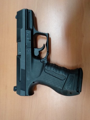 Buenas 
vendo walther p99 nueva ha tirado 50 cartuchos, guiada en A 400€ negociables  o cambio por subcompacta 01