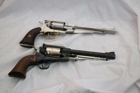 1º Remigton de Pietta 6", calibre 45, en acero inoxidable, sin apenas uso, se compró por capricho 00