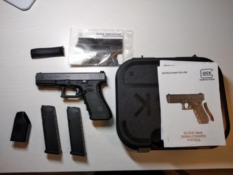 Buenas noches,
Vendo Glock 17 Gen 4.
Como extras lleva:
- Muelles de competición + los originales.
-Retenida 01