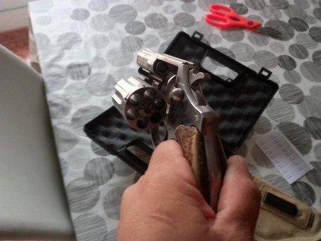 Hola
vendo revolver mauser trident, .38 es una mejora del colt detective special. Ideal para porte oculto 40