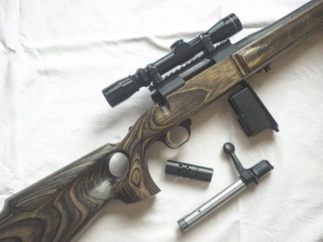 Vendo Browning Eclipse Match A-Bolt en 308 Win , con systema Boss , muzzle -brake o tubo 19 mm fijado 01