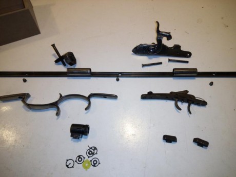a todos:
Vendo:
PIECERIO HAWKEN DOS PASADORES...
Disparador doble Ardesa ref. 20622R (59€) --- 30€
Llave 31