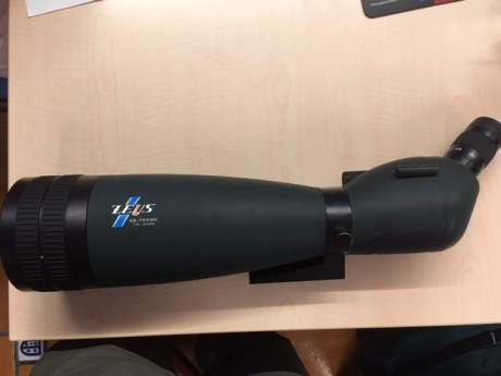 VENDIDO
SE PUEDE CERRAR



 telescopio para tiro marca zeus 25-75x90 modelo TS - 2590
con soorte para 02