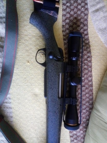 Hola por dejar el rececho cambio rifle de cerrojo Bergara B14 con rosca en caño para bocacha cargador 20