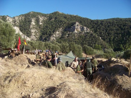 Bien, ayer dia 31 de Julio se rememoro una parte de la batalla del Ebro, la ocurrida en Fayón, y como 42