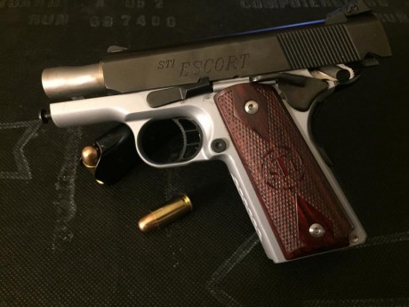 Se vende en estado prácticamente nueva una de las pocas STI 45acp de 3” de cañon bull que hay en España. 00