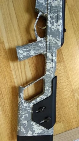 En perfecto estado, muy poco uso. Ya la conocéis, potente , de nitropiston, calibre 5.5 y color camo. 10