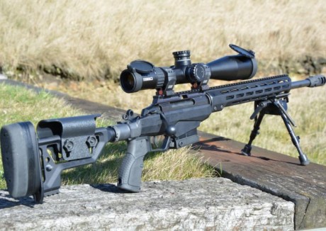 Hola ha todos alguien sabe si se vende en españa alguna marca de rifle montado en chasis con cañon pesado 01