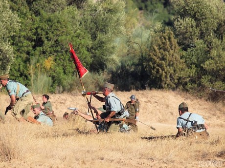 Bien, ayer dia 31 de Julio se rememoro una parte de la batalla del Ebro, la ocurrida en Fayón, y como 90