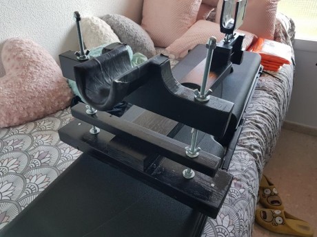 Bueno amigos, aqui os dejo en banco que me fabricado para el ajuste de la mira, para la limpieza y para 00