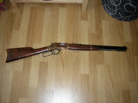 Hace poco que lo tengo, una autentica maravilla.
44remington magnum 00