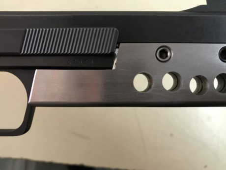 Saludos a la gente del foro, mi amigo Jacinto. Vende esta fabulosa pistola Hammerli 208 S del 22. La pistola 10