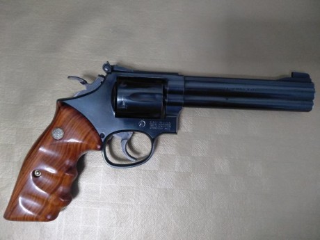 VENDO REVOLVER SMITH & WESSON MOD: 14-5 K 38 TARGET MASTERPIECE, 6 PULGADAS CALIBRE 38, CACHAS DE 02