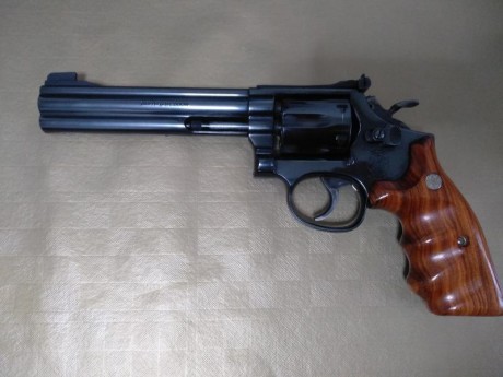 VENDO REVOLVER SMITH & WESSON MOD: 14-5 K 38 TARGET MASTERPIECE, 6 PULGADAS CALIBRE 38, CACHAS DE 01