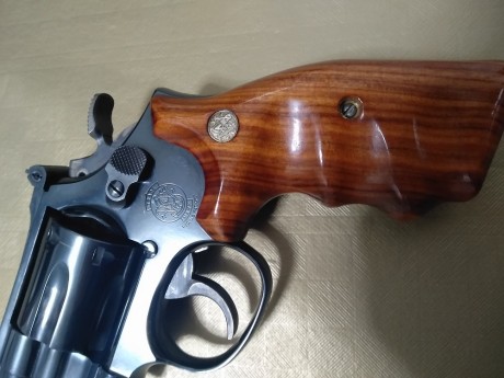 VENDO REVOLVER SMITH & WESSON MOD: 14-5 K 38 TARGET MASTERPIECE, 6 PULGADAS CALIBRE 38, CACHAS DE 00