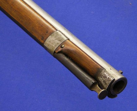 Voy a colocar unas fotos de un arma larga alemana de llave de mecha del siglo XVI. 02