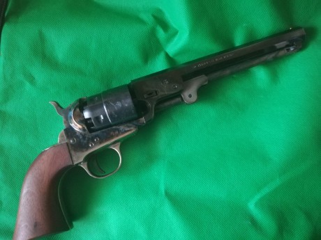 Mi amigo Dionisio, del Club de Tiro Principado vende las siguientes armas en perfecto estado.
Fusil Enfield 02