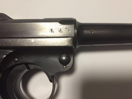 Se vende Luger Mauser P08 byf de 1942 inscrita en Libro del coleccionista, 1800 € contesto por MP 00
