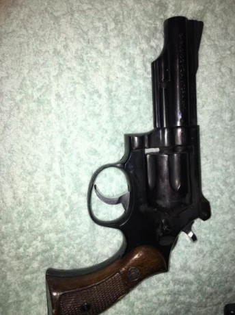 Un amigo abandona el tiro por problemas de salud y pone a la venta estas armas
Lumger p08 
Cz 75 con los 01
