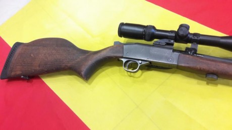 Arma mejoradisima y en un estado perfecto de madera, pavón y mecanismos. con un peso de poco mas de 2, 11
