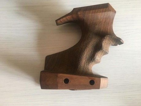 Vendo cacha walther lp400 talla M.
El estado es casi nueva porque enseguida me compre la talla L .
Precio 02