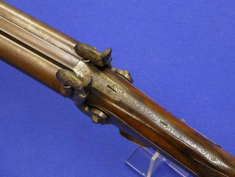 Voy a colocar unas fotos de un arma larga alemana de llave de mecha del siglo XVI. 31