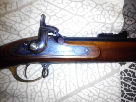 Vendo este fusil Enfield de Euroarms, calibre .58. VENDIDO
Para Minie y lamarmora.
Precio: 450€ portes 01