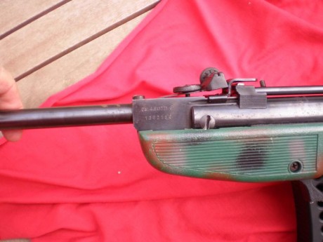 Buenas. Esto vendo una carabina gamo ranger o comando, según en que sitios sale ranger y en otros comando,
bueno 10