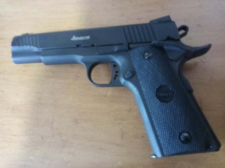 Cambio armscord 1911, por pistola 9 corto niquelada,cromada y en F
Saludos. 01