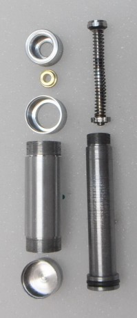 VENDO engrasador para baalas de rifle, Cal. 45
Precio 50 euros
El de la mizquierda es Pedersoli. El de 00