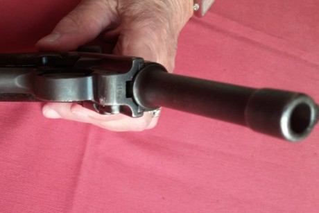Hola compañeros,

Vuelvo a estar con vosotros para presentaros esta bonita  Luger , de la fábrica más 21