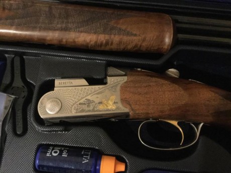 Vendo superpuesta beretta ultralight gold, cañón de 67cm, cinco choques interiores, maletín original con 01