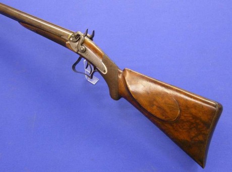 Voy a colocar unas fotos de un arma larga alemana de llave de mecha del siglo XVI. 40