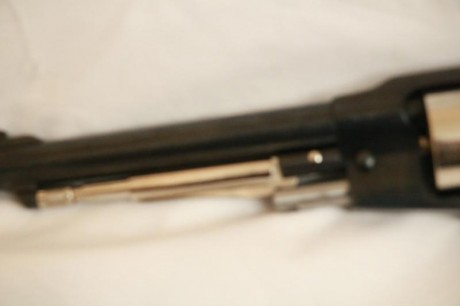 Vendo este magnífico revolver RUGER, modelo conmemorativo Americano del calibre 44 con miras micrométricas, 01