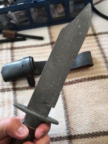 Hola compañero pongo a la venta este cuchillo antiguo encontrado en una reforma de una antigua hacienda 02