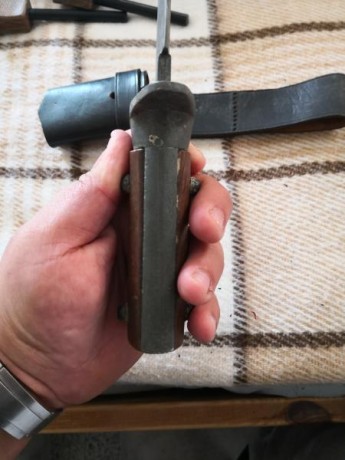 Hola compañero pongo a la venta este cuchillo antiguo encontrado en una reforma de una antigua hacienda 01