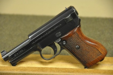 Hola.Sabeis si esta pistola se puede guiar con la licencia F???
Gracias!

MAUSER-WERKE A. G. OBERNDORF 00