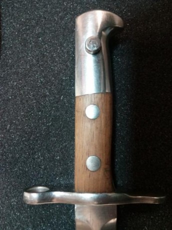 BAYONETA Rubin K31 ELSENER SCHWYZ MOD.1918
Bayoneta del rifle Rubin 1911 K31
Longitud de hoja - 11.81 12