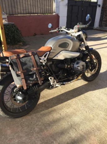 Hola, vendo mi bmw ninet scrambel, de 1.200 cc y 110 cv. matriculada en Junio del año 2018, en perfecto 02