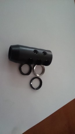 Vendo Bergara Apex camo en 308w. Monotiro con cañón acanalado y con rosca homologada.Precioso
Con monturas 00