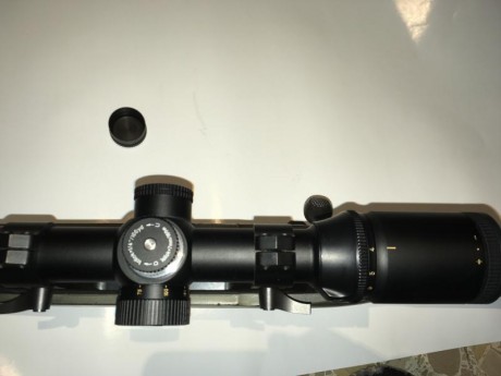 Vendo visor Nikon Monarch 4-16X50, retícula Nikoplex, control paralaje lateral. Ajustes muy precisos de 01