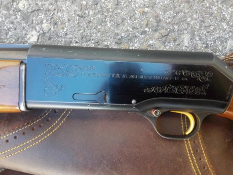 SE VENDE ESCOPETA REPETIDORA MARCA BERETTA MODELO AL 390  SILVER MALLARD, CALIBRE 12, INCLUYE SIGUIENTE 02