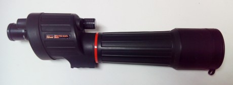 VENDO telescopio terrestre, japonés, marca VIXEN. Ocular intercambiable 20x, objetivo 60 mm.
Cuerpo metálico 00