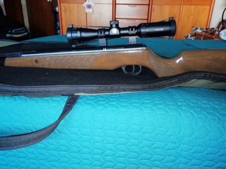 Carabina cometa fusion con mira Hawke y montajes sportsmatch medianos, todo en excelente estado. Tiene 01