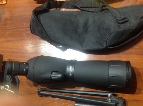 VENDIDO

Se trata de un telescopio terrestre de 20x60x60 de la marca Auriol. Yo siempre lo he utilizado 00