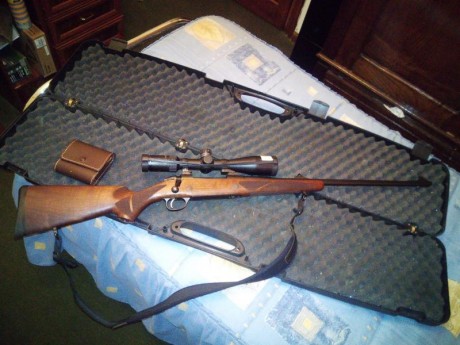 Se vende sako 85 en 7mmRm con un año de antigüedad y 2 recechos. Pasa por nuevo. Con apell de 30mm. 1 00