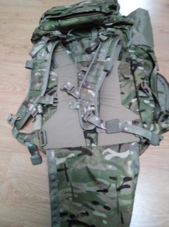 Vendo esta mochila reglamentaria actualmente en el ejercito britanico, esta nueva a estrenar, sacada de 20