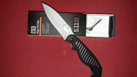 Navaja 5.11cs3 dagger plain edge , acero aus-8, tiene clip reversible , es nueva a estrenar.esta en Valencia. 01