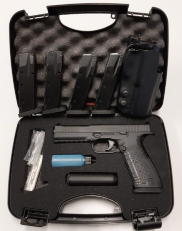 Se vende pistola ArsenalFirearms StrikeOne calibre 9pb 550€. Único propietario desde junio de 2016, guiada 00