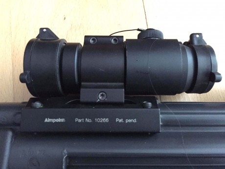 VENDIDA, gracias a todos. Se vende carabina semiautomática Brugger & Thomet modelo 96, calibre 9x19mm 11